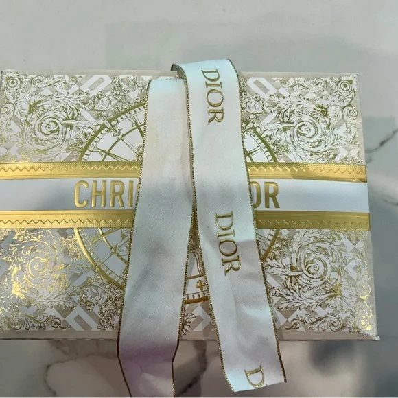 Christian Dior gift bag - Picture 2 of 3